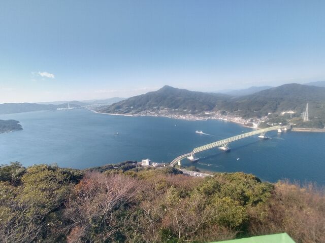 �哇�勴�Ɛ����i���E�������ʁj�̌��i�B
�펞�D���s�������Ă��܂��B_�т̎R�W�]��