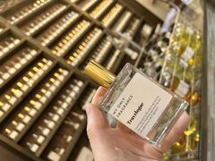 ςƂ炳MY ONLY FRAGRANCE NAGOYAւ̓eʐ^1