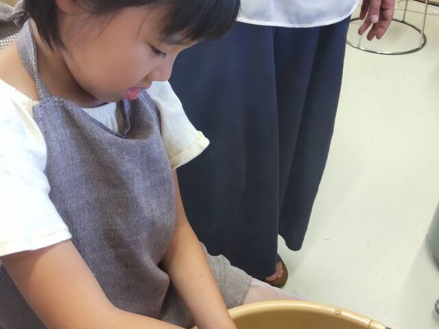 ���ɂȂ��W�����Ă��钷��_������݂�