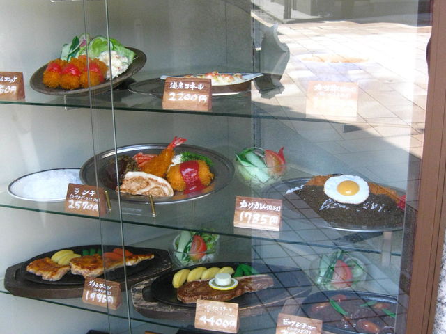 �T���v�����j���[_���X�g�������R��