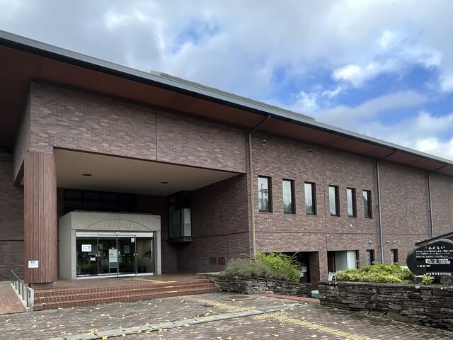 ���{�s���l�Ô�����