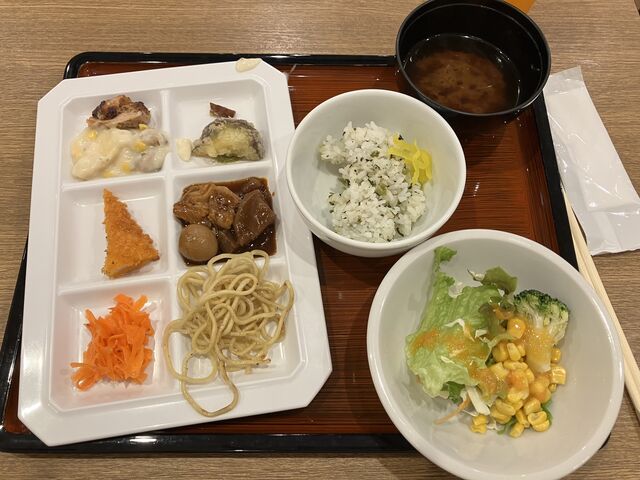 �ǂĎϕ��̖��X�ύ��݁A�ւ��Ȃ�Ă����΁A�ؔсA�����̃C�J�t���C_KOKO HOTEL ���É��ۂ̓��i�� �z�e���E�B���O���É��j