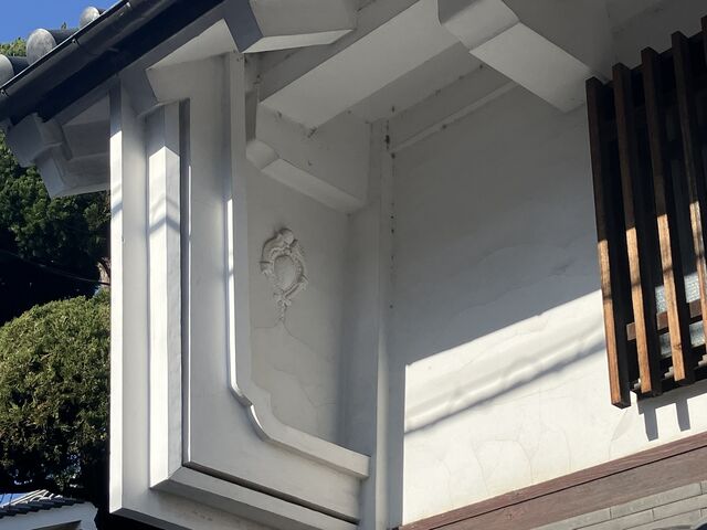 �����ɒ���ꂽ���m�̃G���u�����̂悤���W�G_�����h