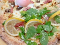 �Ă��������Cheese Plus pizza&grill ���ÃG�C�X�N�G�A�ւ̓��e�ʐ^1