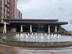 4�l�̂��[����񂳂��SHIROYAMA HOTEL kagoshima�ւ̓��e�ʐ^1