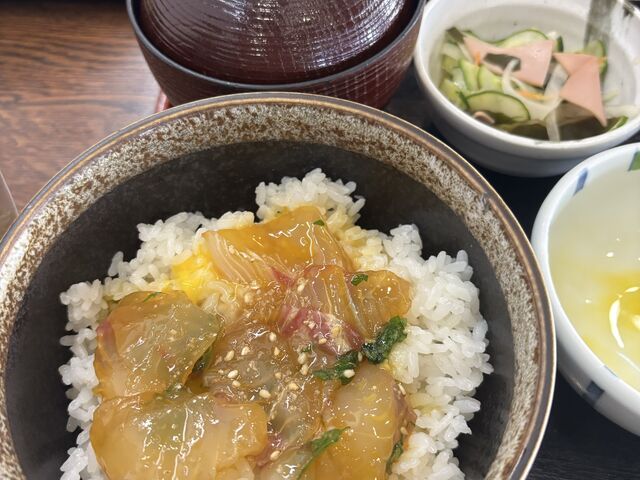 aki-99����̋G�ߗ��� ���g�̓��e�ʐ^1