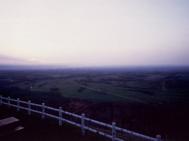 �����~�R�W�]��