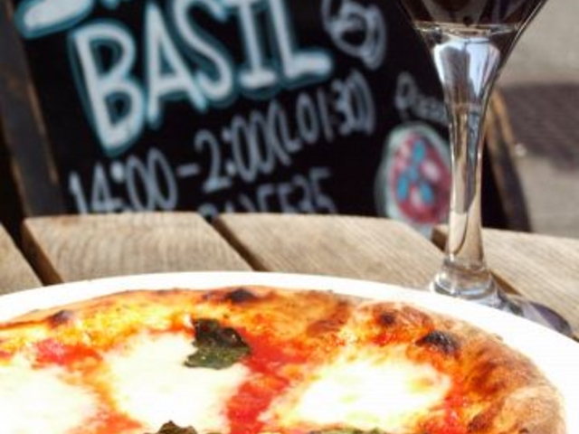 ITALIAN BAR BASIL oW̎ʐ^1