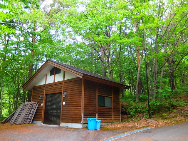 �L�����v����g�C���͒j�����v�Řa���W�m���U�ł��B_�O�邢�����̍L�� �I�[�g�L�����v��