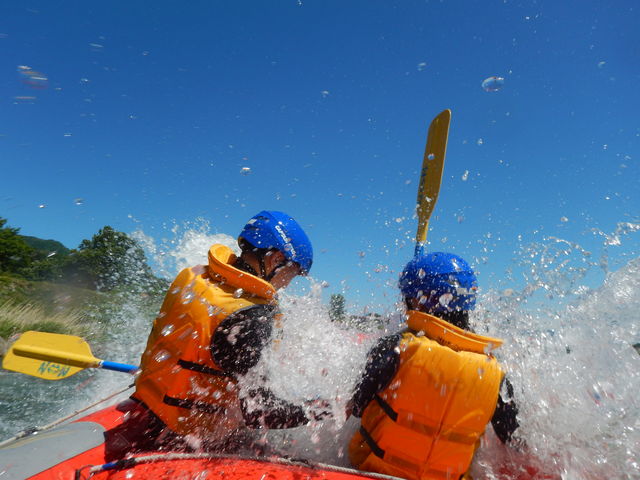 Ԃ𗁂тȂ猃𑆂܂B_lC`[irQ[^[