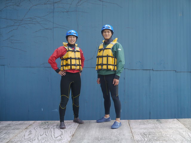 YȃEFbgX[cphOWPbg낦Ă܂B_lC`[irQ[^[