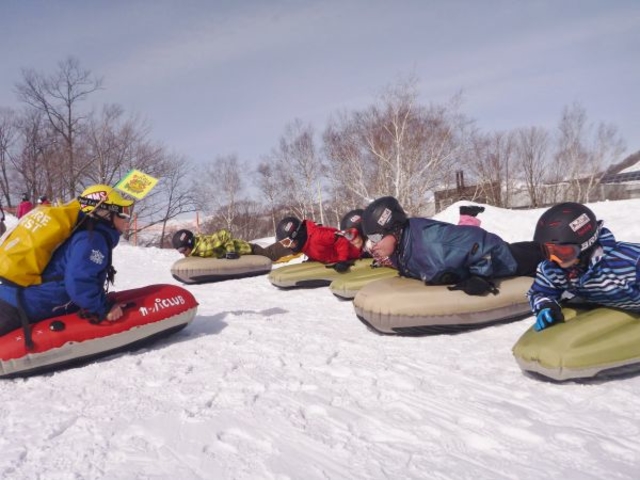 N`[󂯂āAK΃^[}X^[ł܂B_JbpCLUB