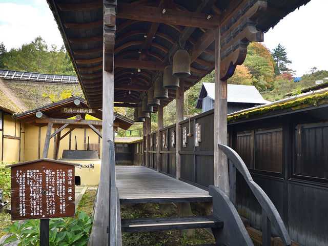 �������A����_��t����@����