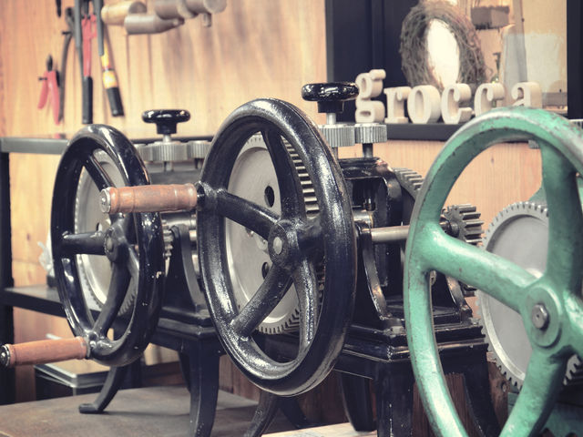 �H�[���ɂ͂����ȍH������B_grocca