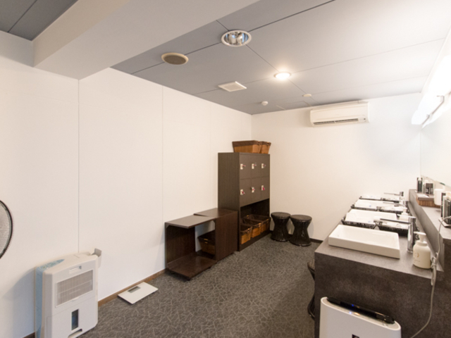 �y�E�ߏ��z�i�j���j_���u�}�b�N�X���]�[�g������Ό�