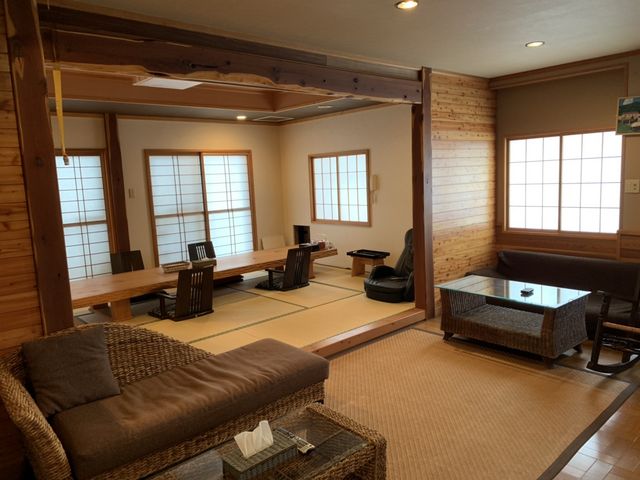 �̓��A�N���[�Y�@������냊�]�[�g