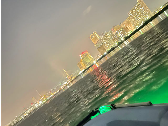 �C���f�B�N���[�Y�@���j�o�[�T���V�e�B�|�[�g