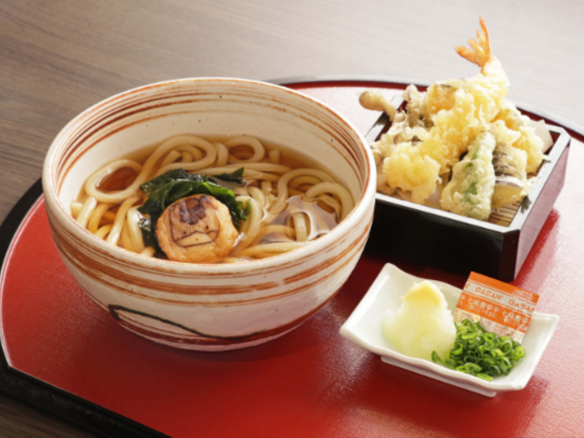 �I�ׂ郁�C���f�B�b�V�����u�����ǂ� �V�w���Y���v_�z�e�����g���|���^�����背�X�g�����u�u���b�X���[���[���G�v