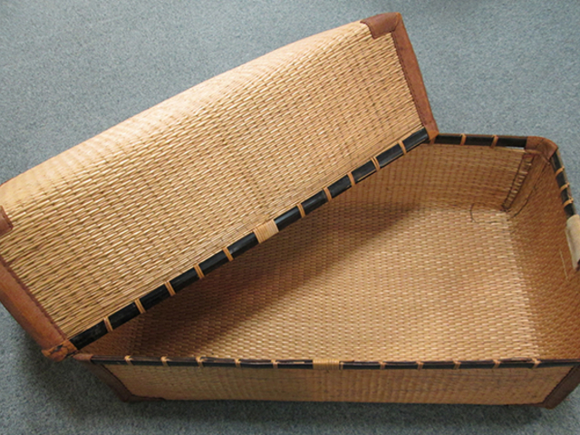 �������~���[�W�A��