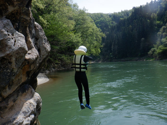 ���t�e�B���O�ł͊₩��̃W�����v�ɂ��`�������W�I_RUSTICA�y�R�`�z�����x�[�X