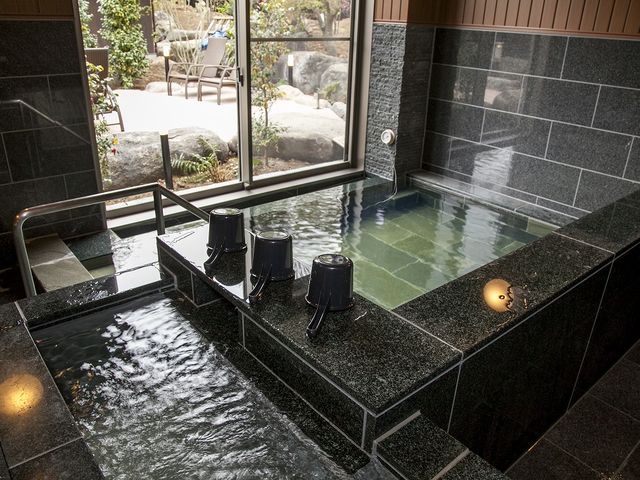 n狂ݏグ̂܂܂"C"18`20ɂĐϓ܂B_FJVRԓXp][g