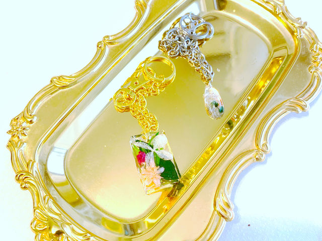 �����T�����h���[�Y