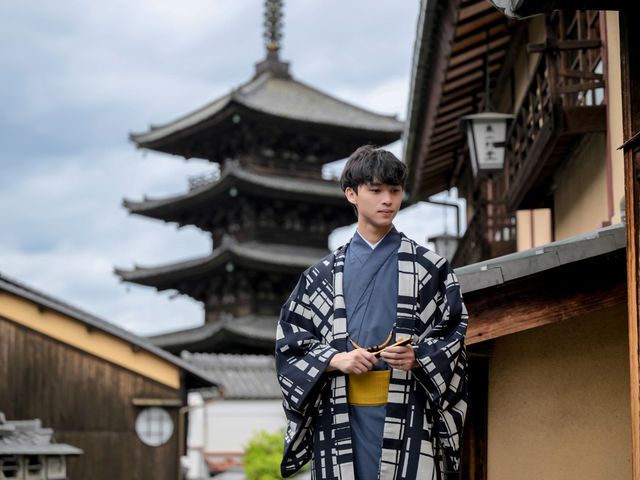 �������������^��