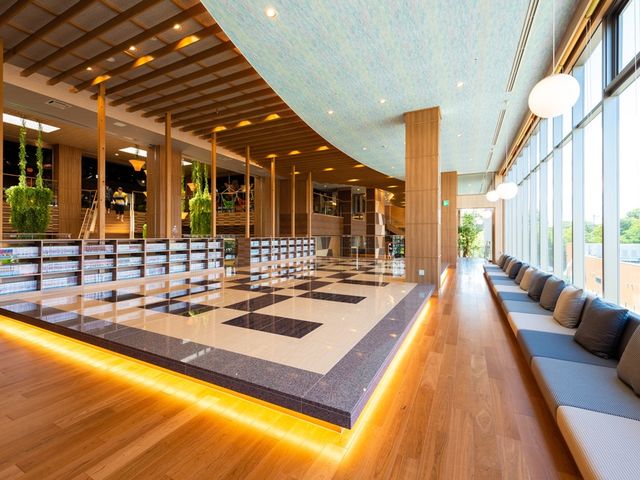 �x�e�X�y�[�X_RAKU SPA GARDEN���É�