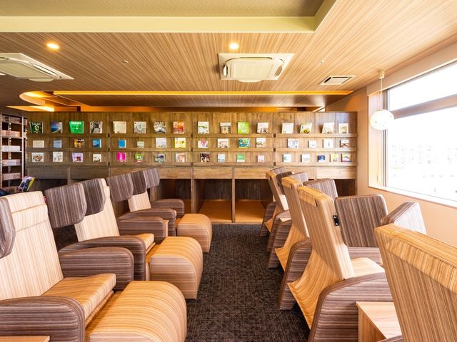 ���N���C�j���O�`�F�A_RAKU SPA GARDEN���É�