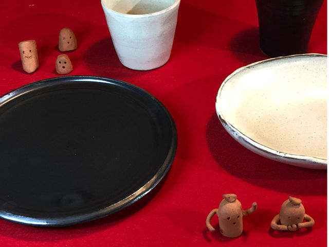 �Ē��O���X�ɁA���܂ݎM�B�I�}�P��
���n�j����_��΍H�[