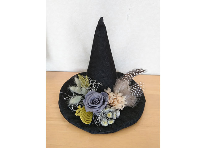 �v���U�[�u�h�t�����[�̃n���E�B�[���̖X�q�̃A�����W�ł��B���k����̍�i�ł��B�����ŐF���������I�т��������܂��̂ŁA�n���E�B�[��=�I�����W�ł͂���܂���B_��k SENKEI