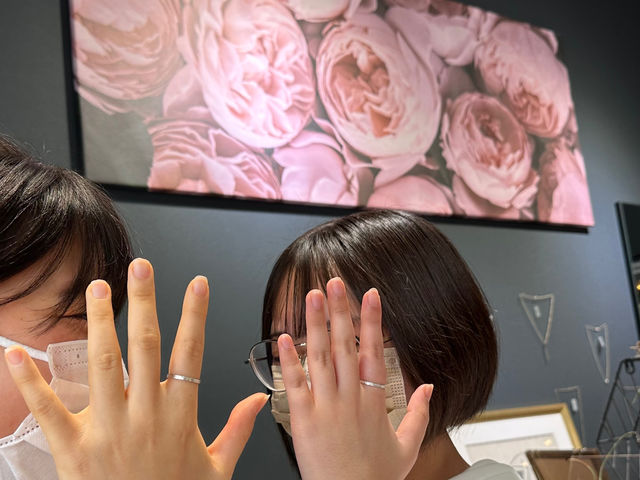 ���ǂ�2�l�g�ŗF�B���J�ƂȂ�悤�ɂ��݂��̃����O����荇���܂����I_Jewelry Coseete