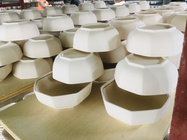 ��J�ėq���@������Ё@�{�g����