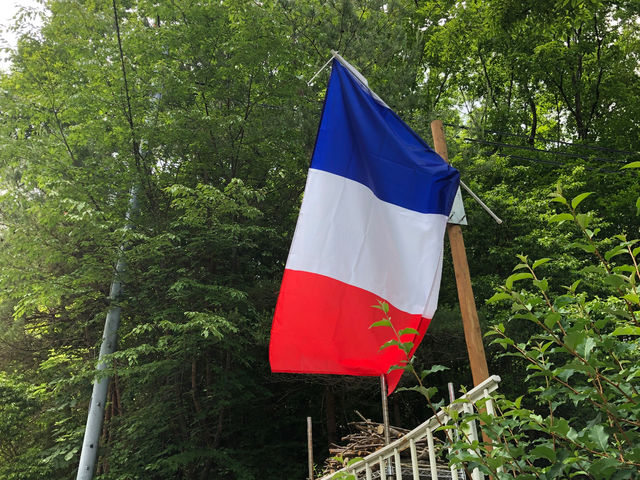 �{�݉��̒��ԏ�́A���̊����ڈ�ł��B_MUROU-BASE