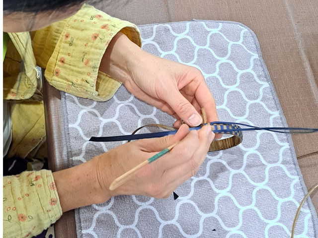 �����őI�񂾐F�ƃf�U�C����_������H�[