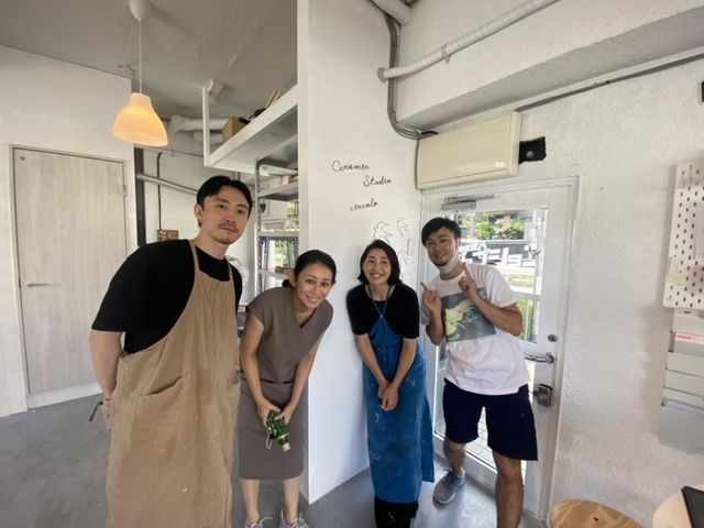 �X�^�W�I�̓A�b�g�z�[���ŎႢ�u�t�������ݐЂ��Ă��邽�߁A�F�D�����y�����w�����Ă���܂�_���|�����`���R�� ���X�͓X