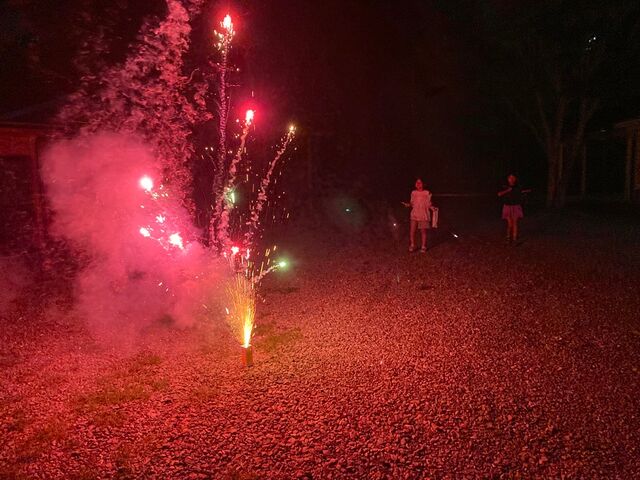 ���ȂÂݔ��R��L�����v��