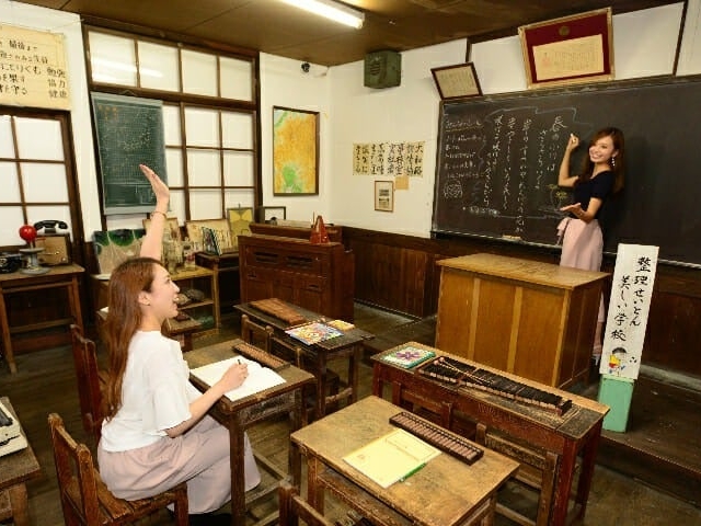 ���R���a��