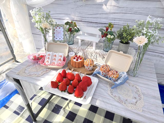 �����̓E�񂾂��������t�H�g�X�|�b�g�ŎB�e��i��������V��ɂ��A�������̑傫���ɂ͂΂��������܂��B�j_�T���x���[�_��