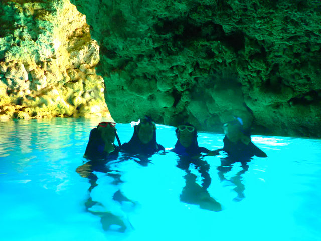 ���̓����̓��ɂ���āA�F�X�Ȑ𖣂��Ă����B_Ehku Sup Okinawa