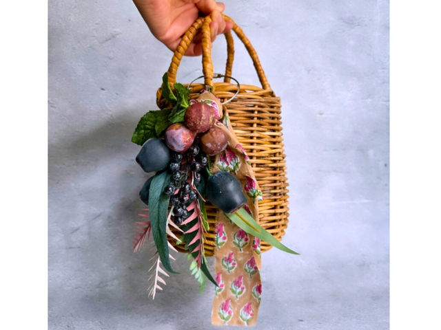 �D���ȑf�ނ�I�ׂ�u�{�^�j�J���`���[���v���_Botanicaflower SCHOOL