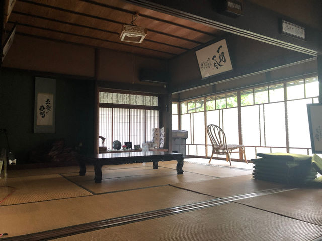 ݂̂̓łB̃Xy[Xp܂B܂AƂƂ݂̂̍iWĂ܂B_݂̂