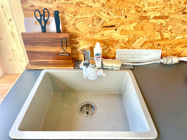 ��ː��ׁ̈A�����o��܂�3���`5���قǏo�����ςȂ��ł��҂��������B
�~�j�L�b�`���A�g�C���A�K�[�f���V���N�A�O�V�����[���ׂĂ̐����o��܂łɎ��Ԃ�������܂��B_UNIUS SEASIDE CAMP  ���j�A�X�V�[�T�C�h�L�����v