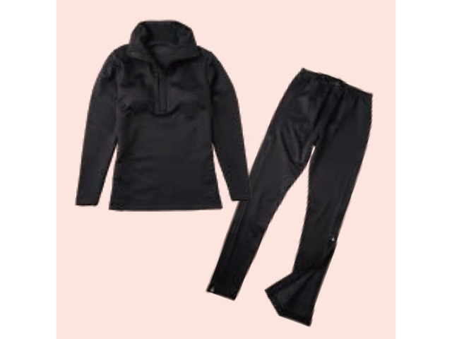 ��p�̃E�G�A�A���p���c�𒅗p���������܂��̂ŁA��Ԃ�ł��z�����������܂���_YOSAPARK �G���}�[ ����X