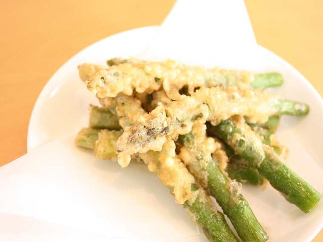 �A�X�p���́u�V�Ղ�v_�ӂ�̃K�[�f���J�t�F