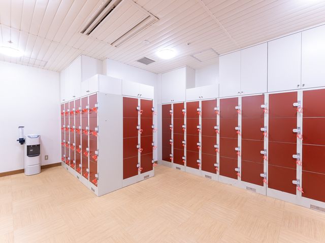 �m�X�ߎ��n_���u�}�b�N�X���]�[�g�E�|�|�C���V����