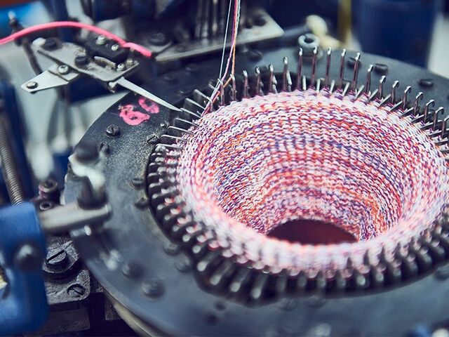 �C���҂݋@�P_������Бn��