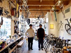 TOLT ���ƕ�炵�̃X�|�[�c���]�Ԃ̎ʐ^1