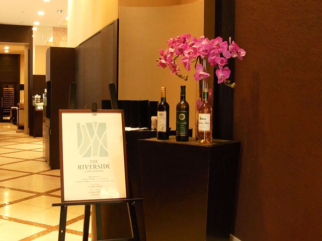 UEo[TCh JtF&_CjO _uc[byqgߔe