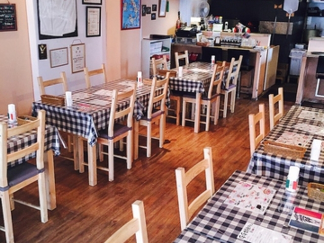 �g���b�g���A�E�N�b�`�[�i G.G.�̎ʐ^1